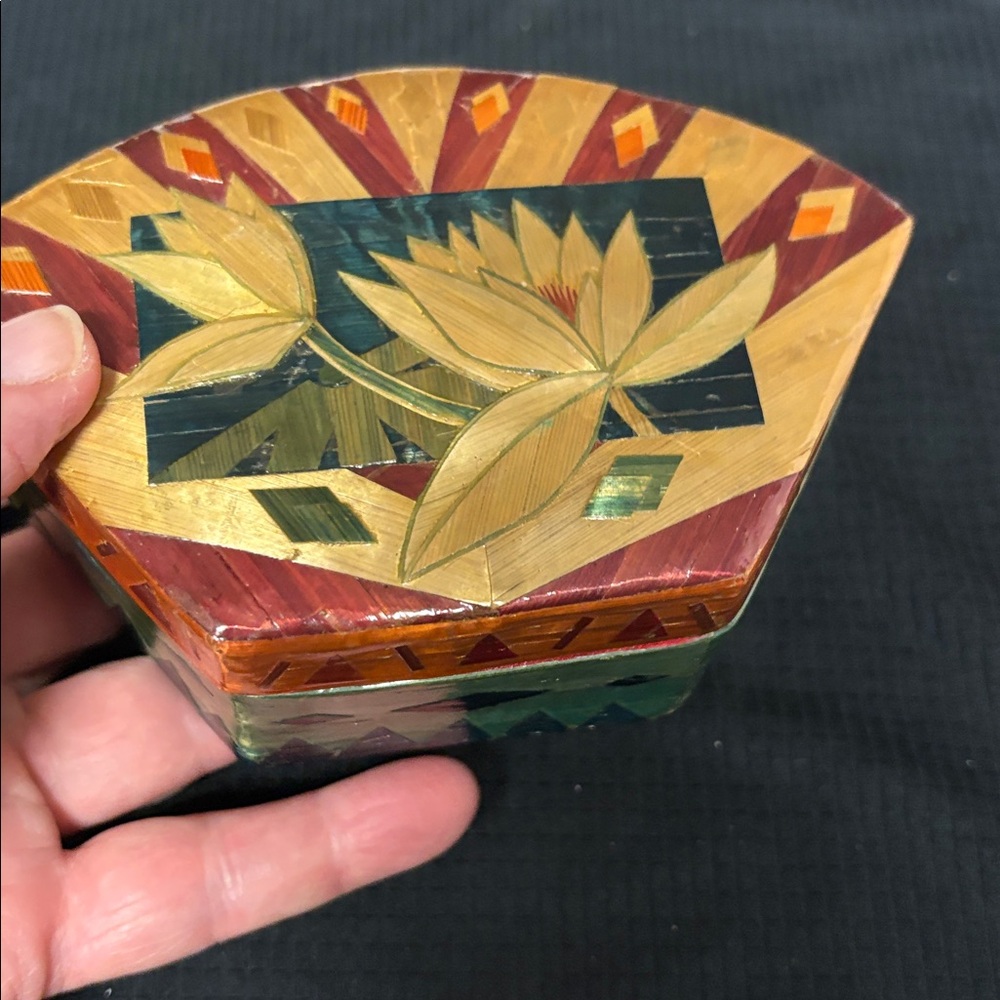 Box Colorful Decorative - Picture 5 of 6